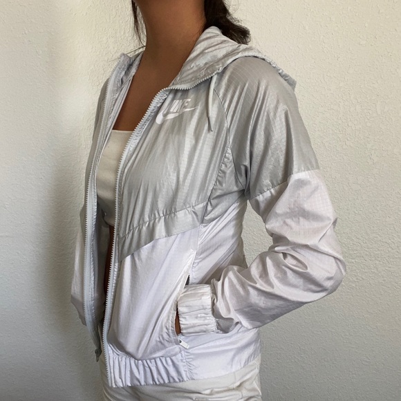 Nike windbreaker - Picture 6 of 10